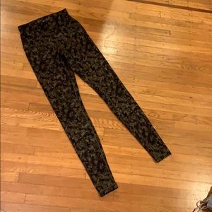camo lulu high waisted leggings